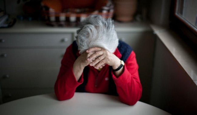 Cảnh giác với trầm cảm ở người cao tuổi, sau khi vḕ hưu | Vinmec