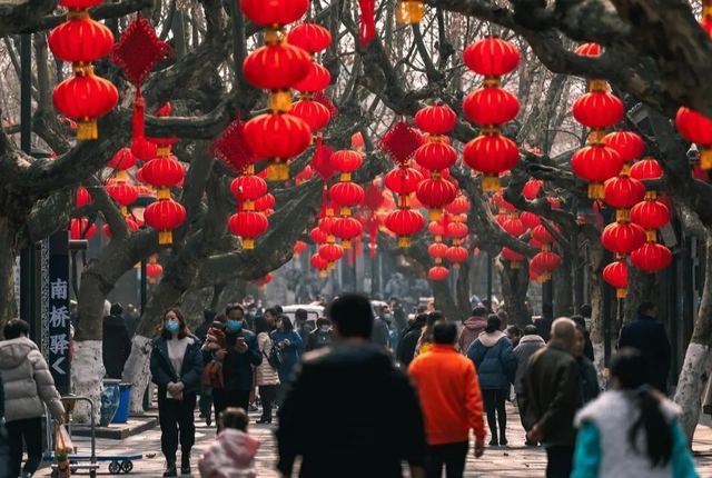 Tôi 64 tuổi, năm nay quyết định không về quê ăn Tết vì 3 LÝ DO: Vui đâu chẳng thấy, chỉ chuốc bực vào người!