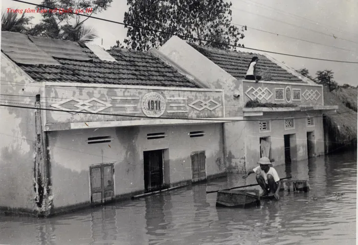  Lụt ở thị xã Hải Dương.