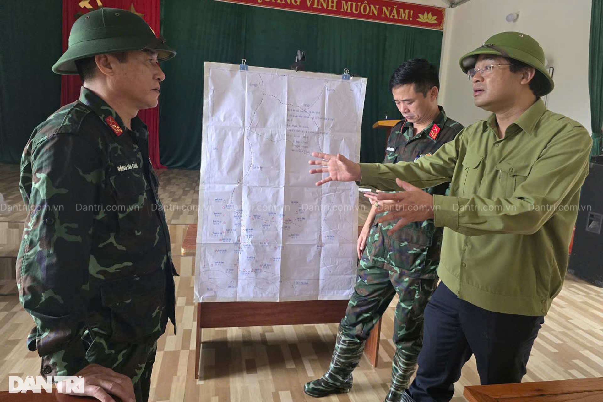 Lào Cai: Hiện trường tang thương ở nơi trận lũ quét vùi lấp cả một bản - 12